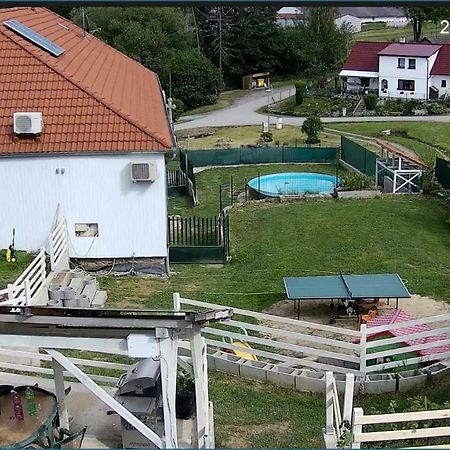 Apartman Suchdol Lejlighed Bujanov Eksteriør billede