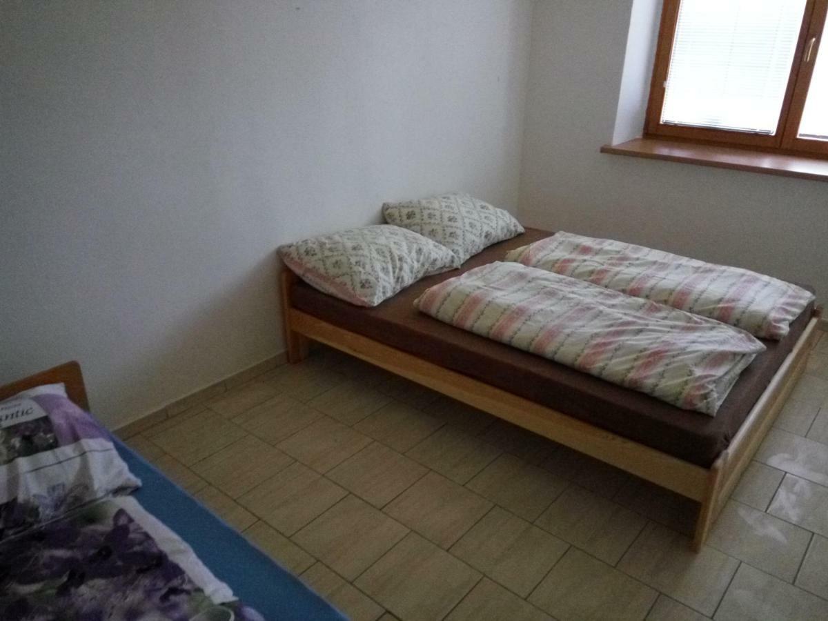 Apartman Suchdol Lejlighed Bujanov Eksteriør billede