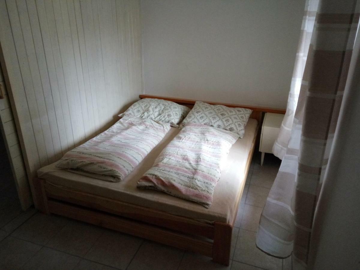 Apartman Suchdol Lejlighed Bujanov Eksteriør billede